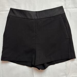 Express women's Black Poly Dress shorts with side zip Size 2